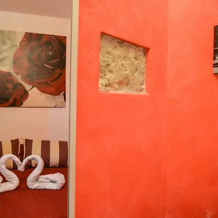 Santa Rosalia 33 - Centro Storico Apartamento