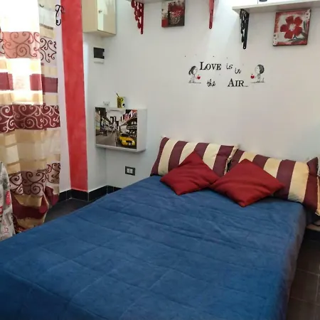 Apartamento Santa Rosalia 33 - Centro Storico *